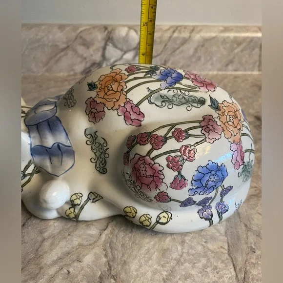 Vintage WBI Chinese Floral Ceramic Figurine Hand-Painted Sleeping Cat Oriental - Picture 8 of 10